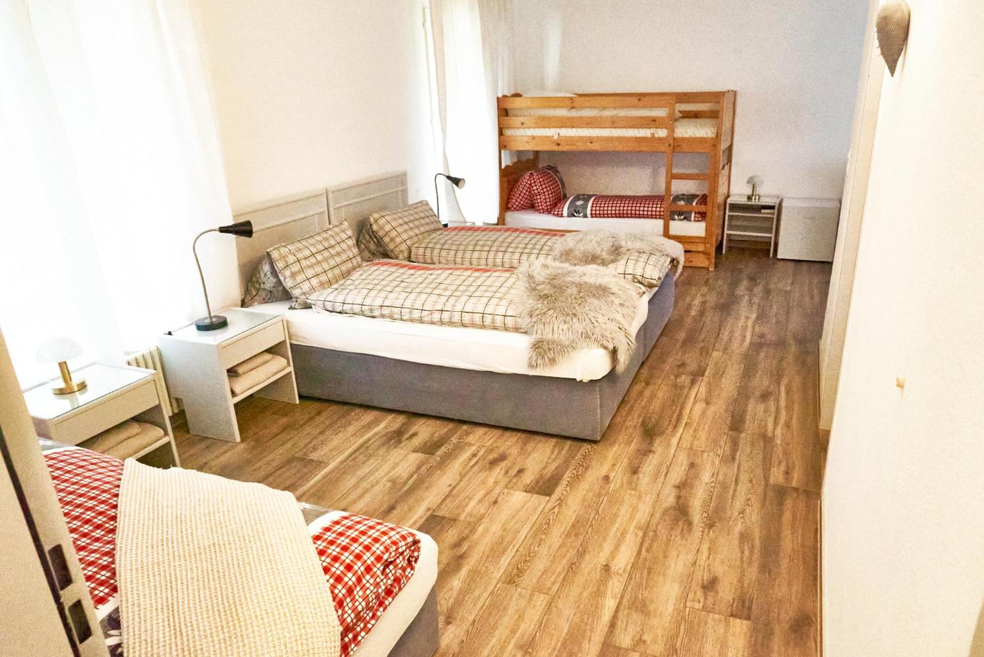 Family Room By Interlaken Parking Därligen Kültér fotó